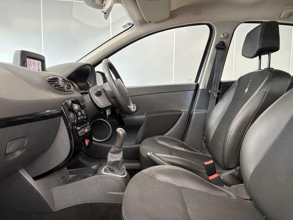Renault Clio Hatchback 1.5 Dci Dynamique Tom Tom 2012 Black #35