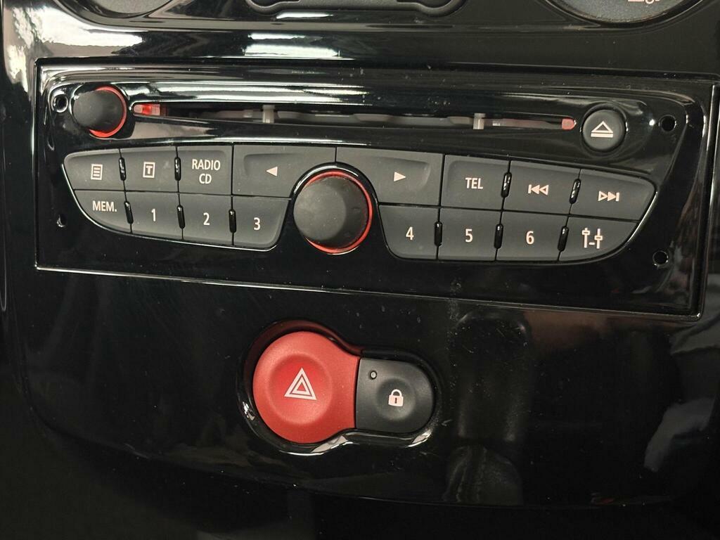 Renault Clio Hatchback 1.5 Dci Dynamique Tom Tom 2012 Black #22