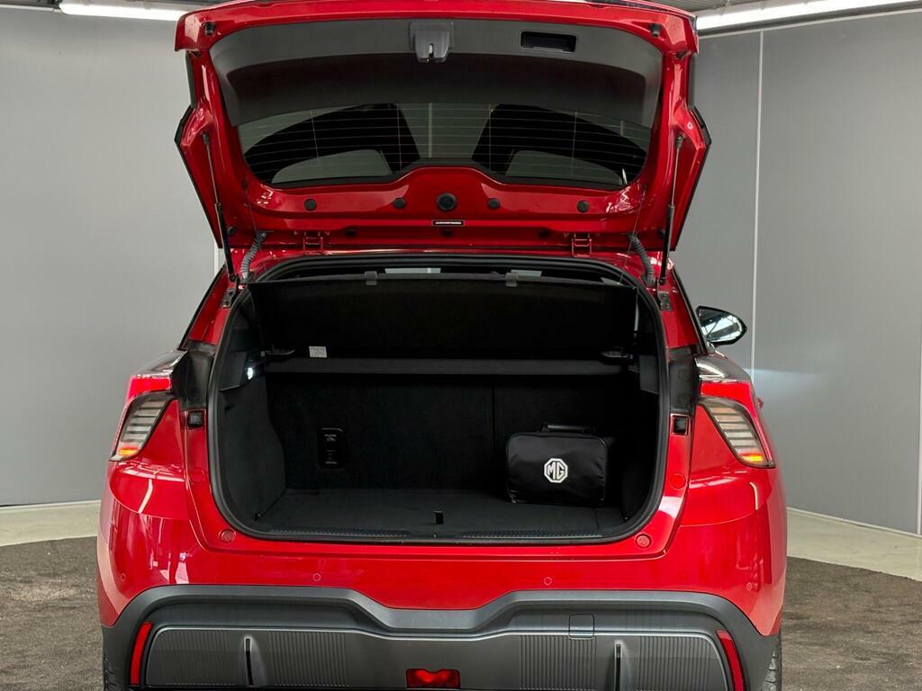 MG MG4 125Kw Se Ev 51Kwh White #43