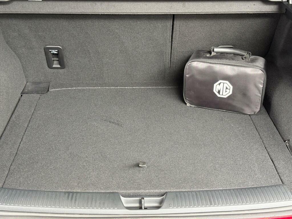 MG MG4 125Kw Se Ev 51Kwh White #42