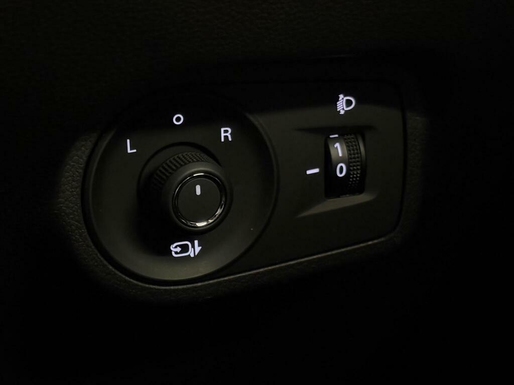 MG MG4 125Kw Se Ev 51Kwh White #23