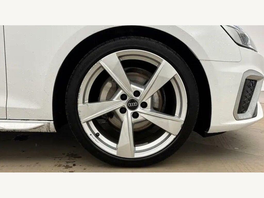 Audi A4 Avant Black Edition 35 Tfsi 150 Ps S Tronic Grey #7