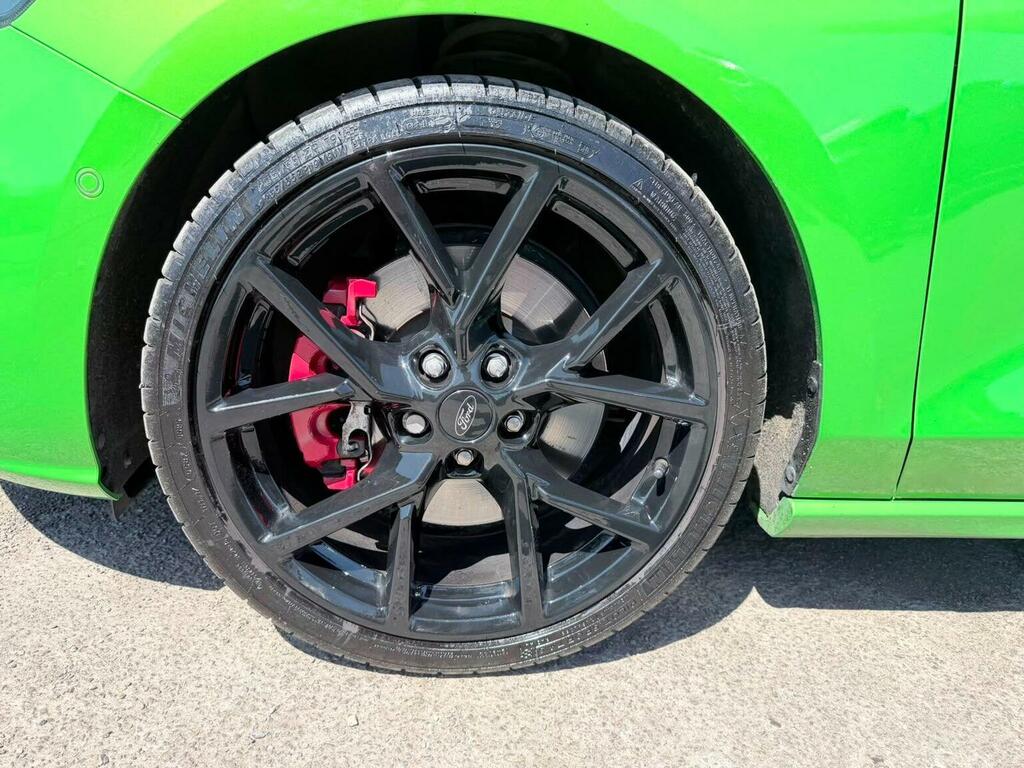 Ford Focus 2.3T Ecoboost St Euro 6 Ss Green #5