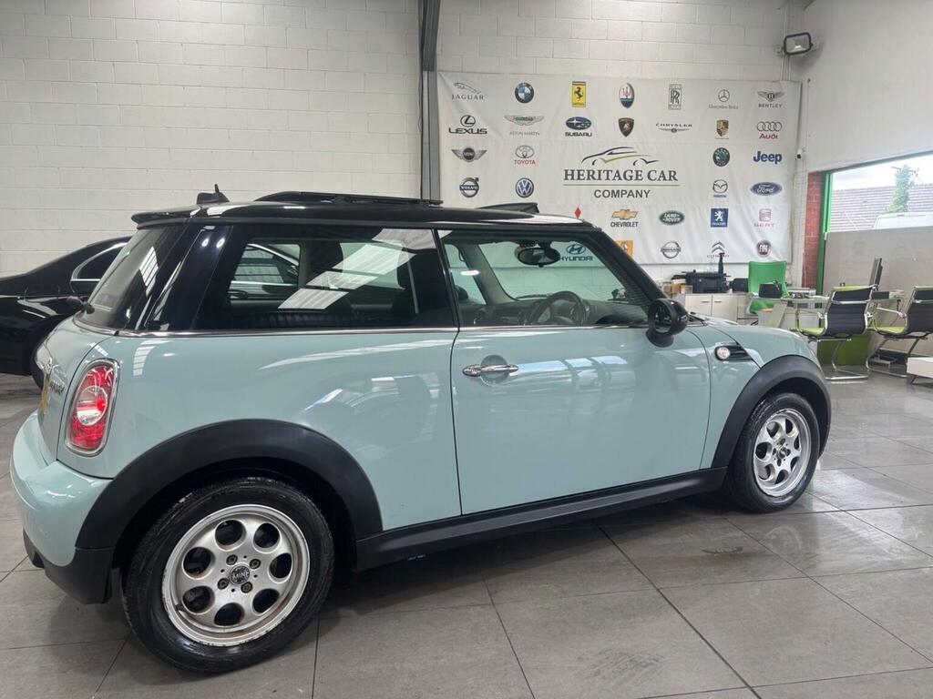 Mini Hatch 1.6 Cooper Hatch 2011 Red #17