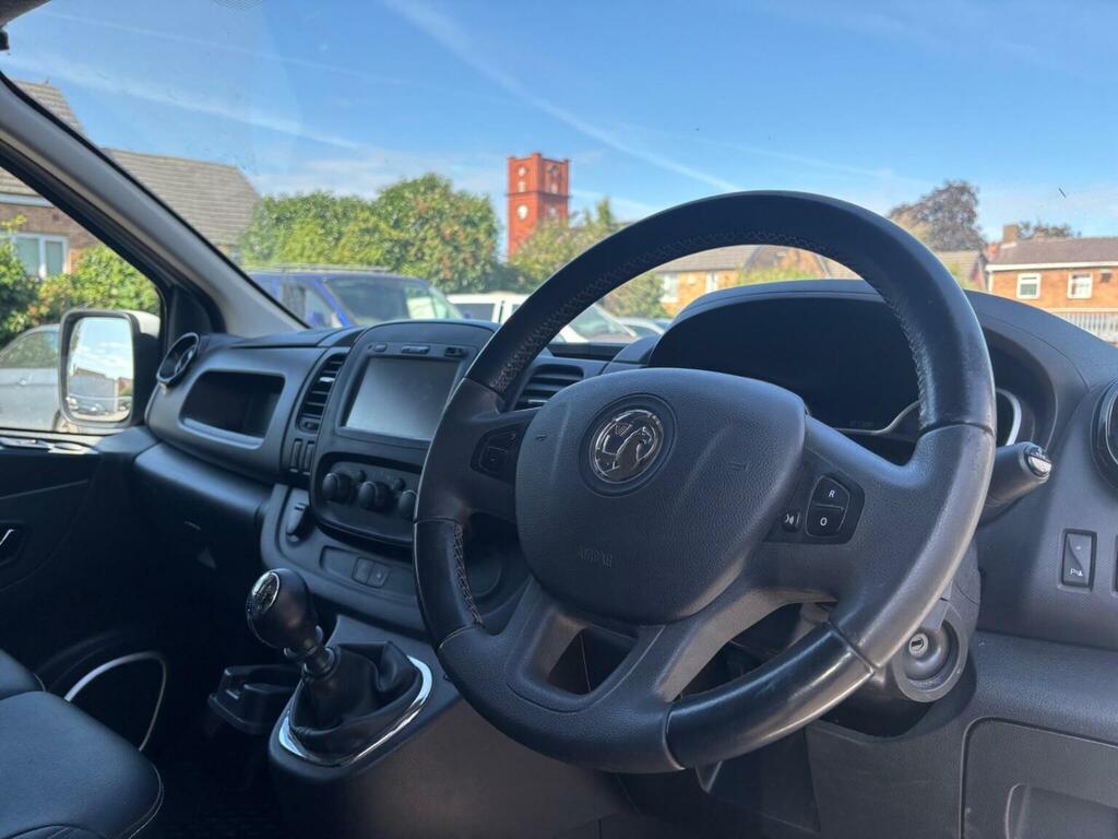 Vauxhall Vivaro Vauxhall Vivaro 2017 Silver #20