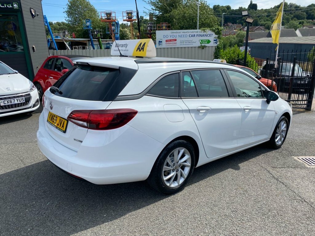 Vauxhall Astra 1L Design White #6