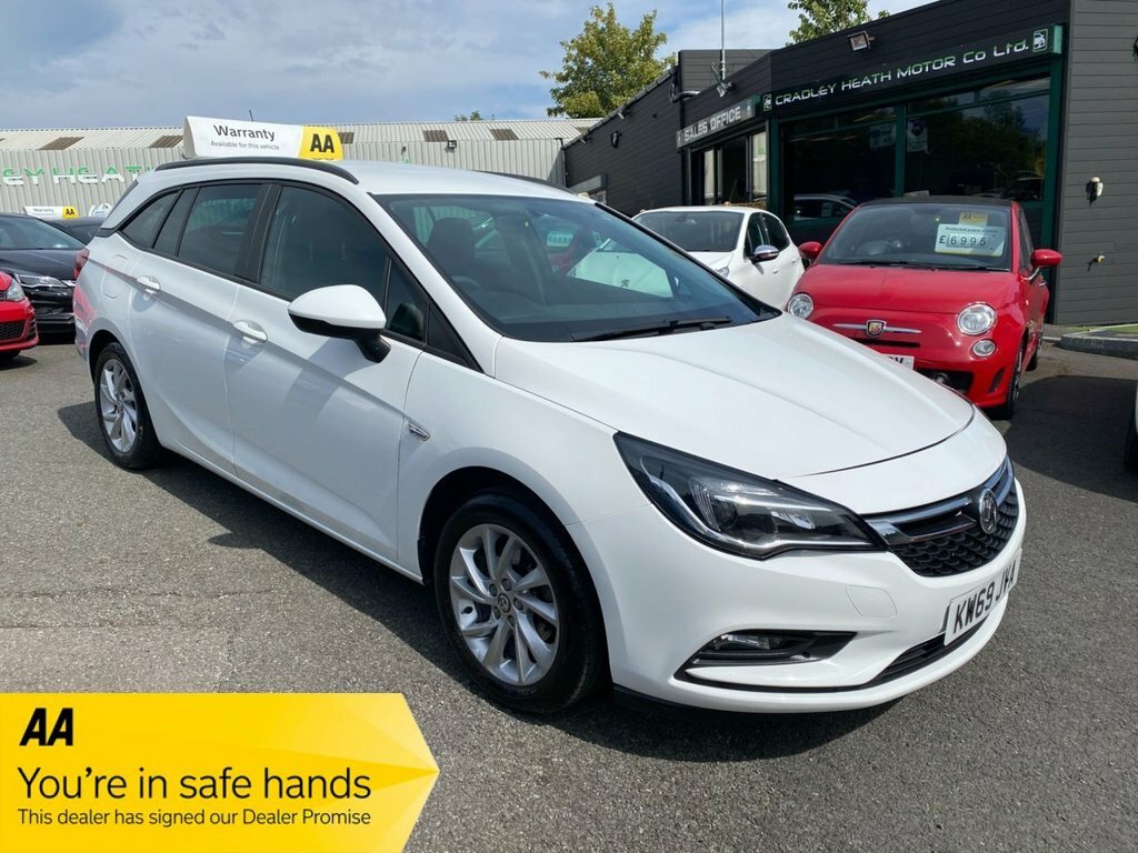 Vauxhall Astra 1L Design White