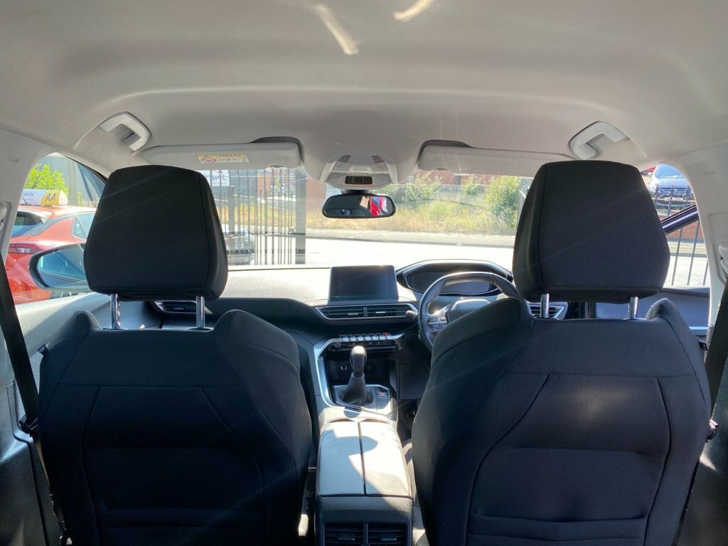 Peugeot 3008 3008 Gt Line Bluehdi Ss White #11