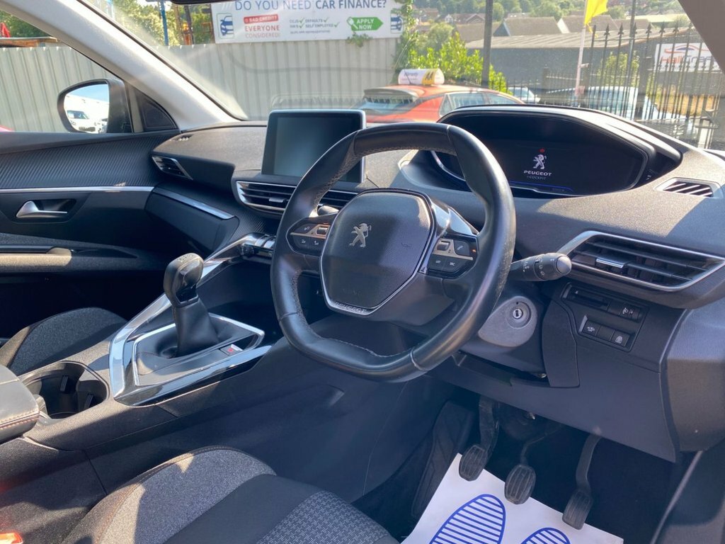 Peugeot 3008 3008 Gt Line Bluehdi Ss White #8