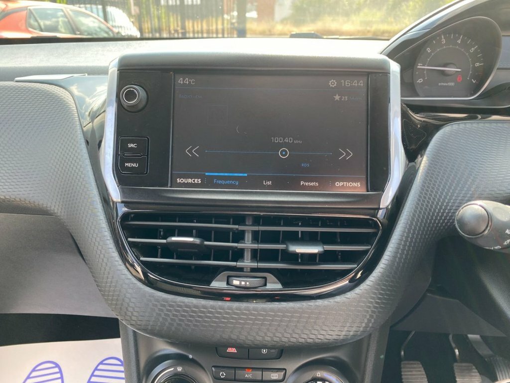 Peugeot 208 1.2 Puretech Signature Euro 6 Ss #9
