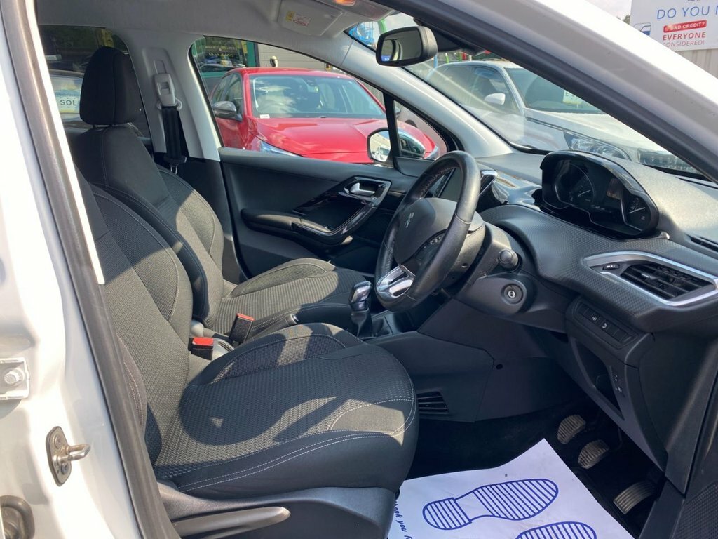 Peugeot 208 1.2 Puretech Signature Euro 6 Ss #7