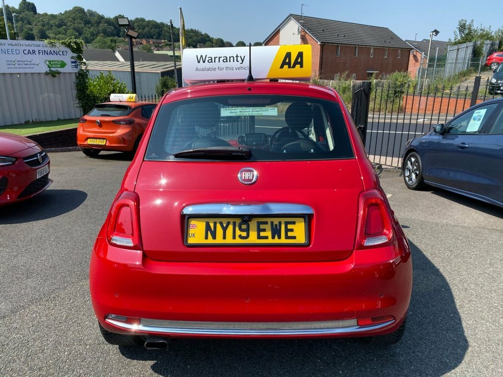 Fiat 500 1.2L Lounge Red #5