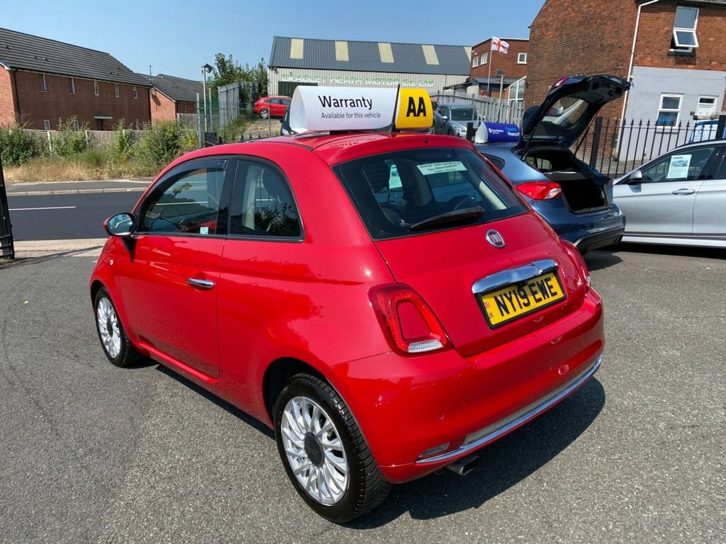 Fiat 500 1.2L Lounge Red #4