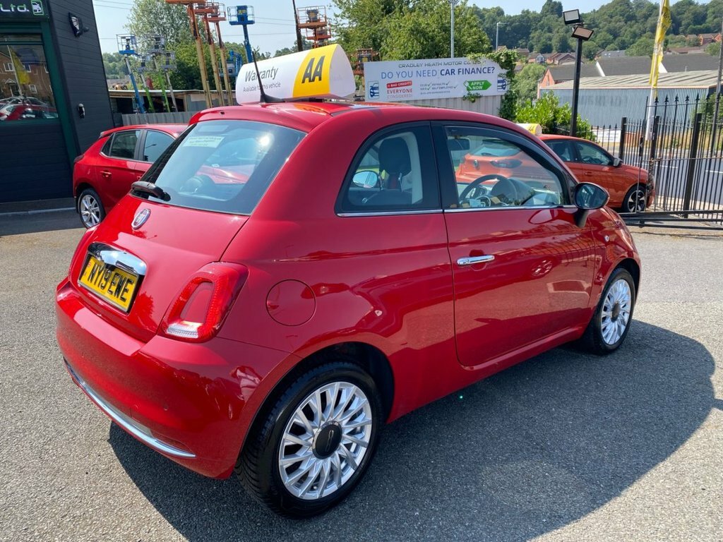 Fiat 500 1.2L Lounge Red #6