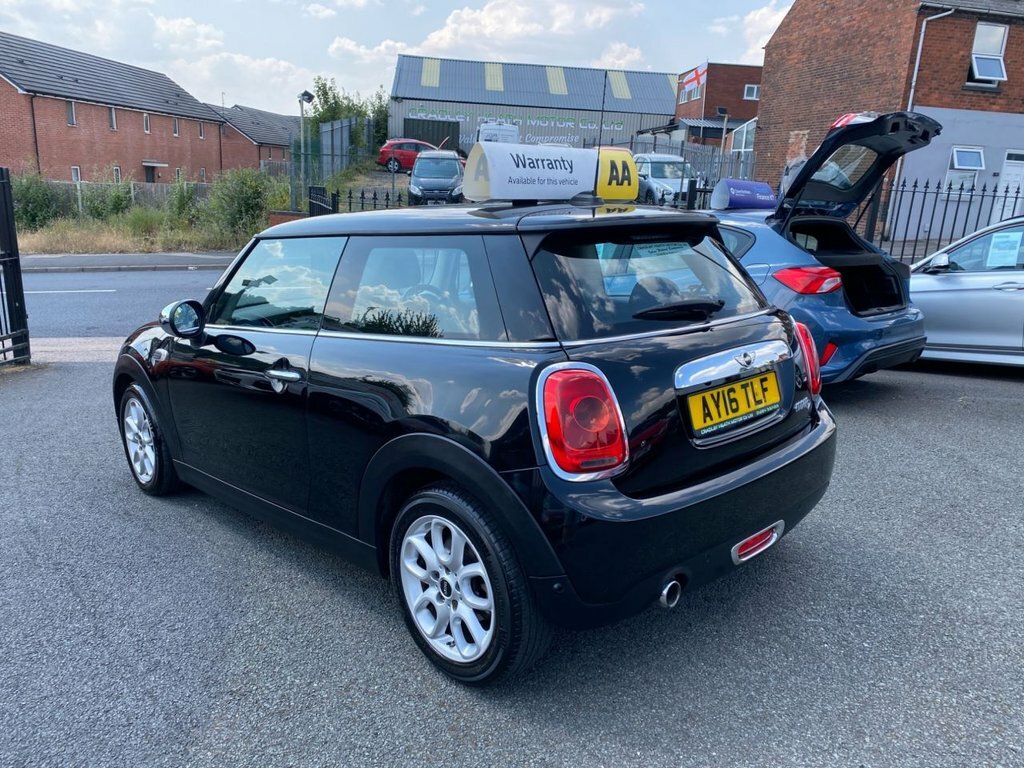 Mini Hatch 1.5L Cooper D Black #4