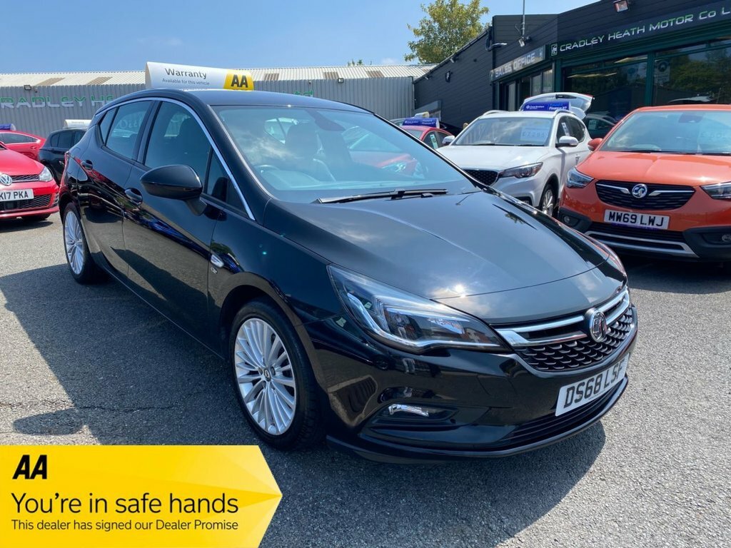 Vauxhall Astra 1.6L Elite Nav Black