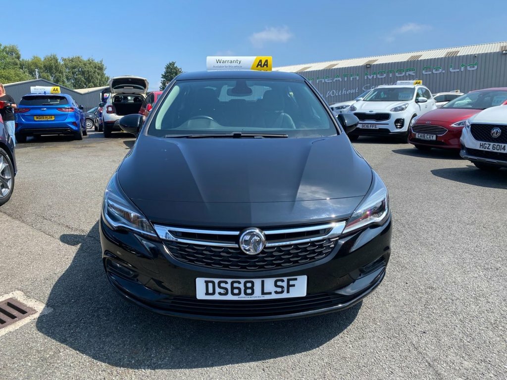 Vauxhall Astra 1.6L Elite Nav Black #2