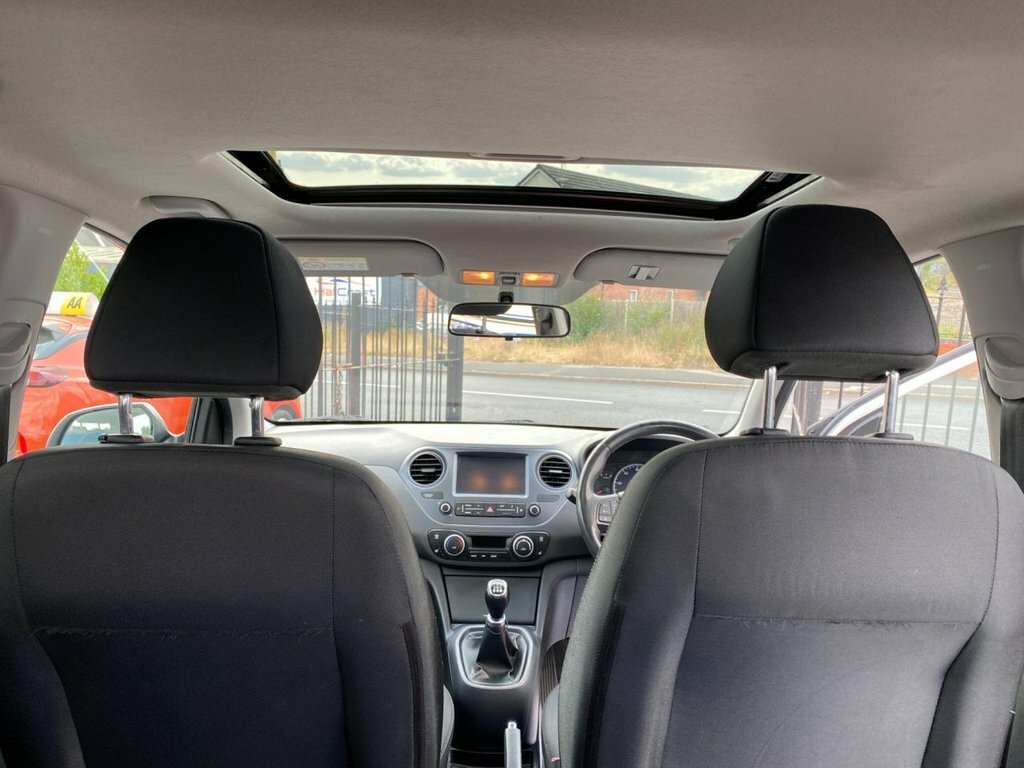 Hyundai I10 1.0 Se 2018 Red #11