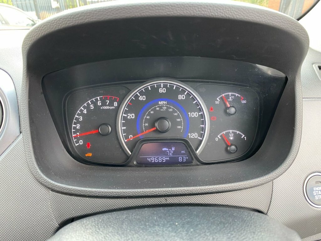 Hyundai I10 1.0 Se 2018 Red #10