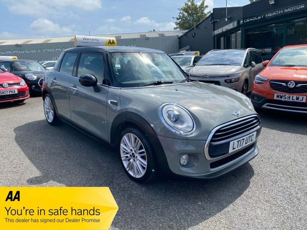 Mini Hatch 1.5L Cooper Grey