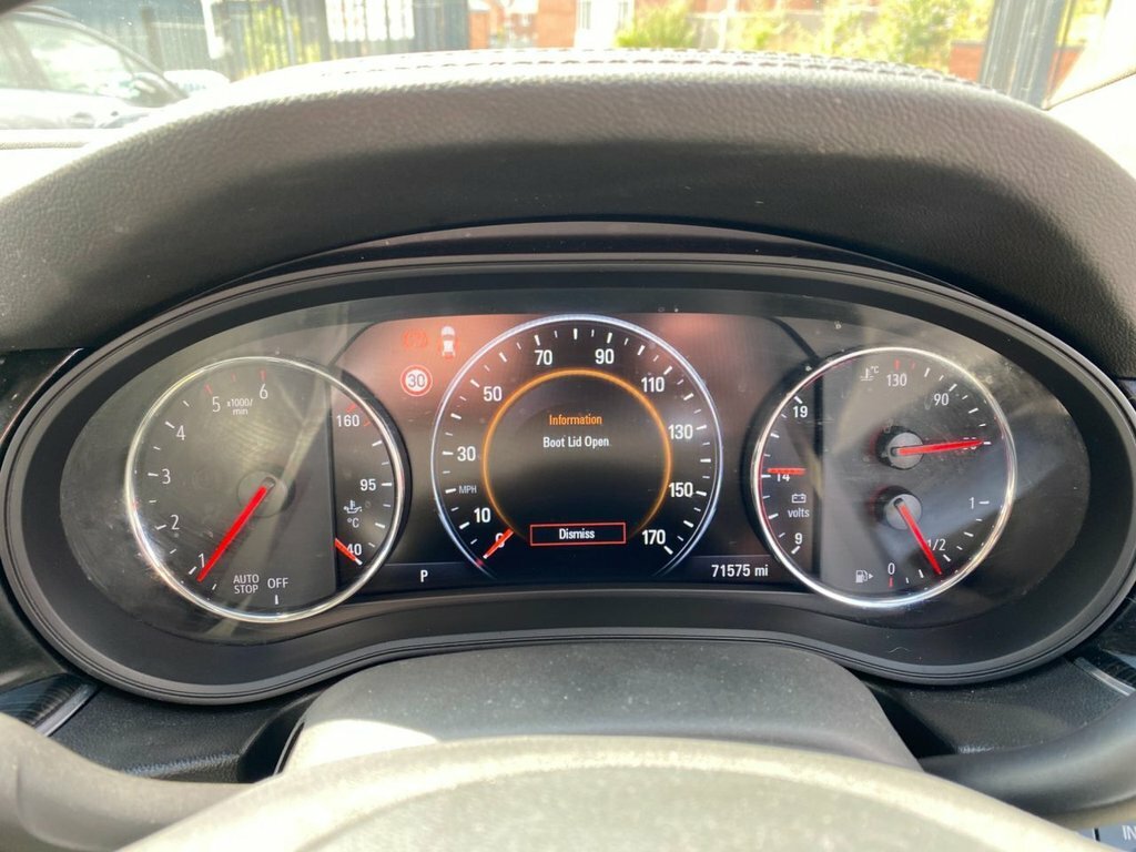Vauxhall Insignia Hatchback 1.6 Cdti Sri VX Line Nav Euro 6 Ss Red #10