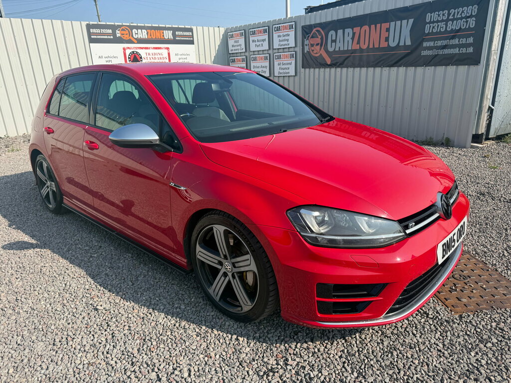 Volkswagen Golf Golf Hatchback BN15ORO Red