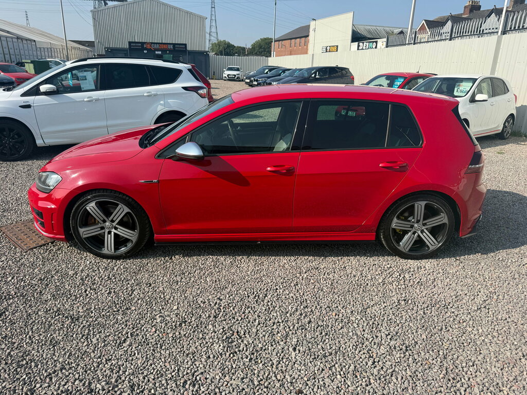 Volkswagen Golf Golf Hatchback BN15ORO Red #5