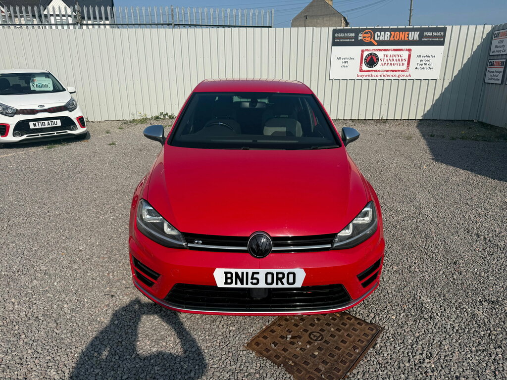 Volkswagen Golf Golf Hatchback BN15ORO Red #3