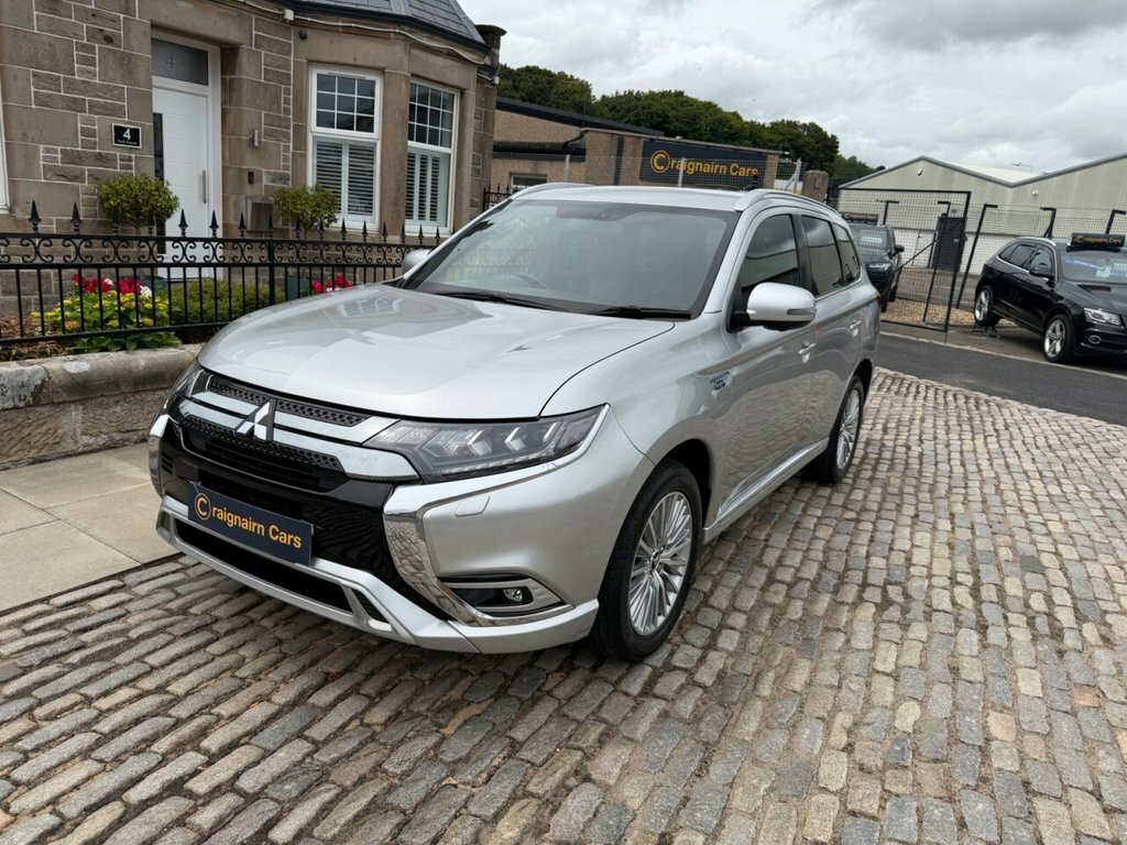 Mitsubishi Outlander Suv NX69YKT Silver #3