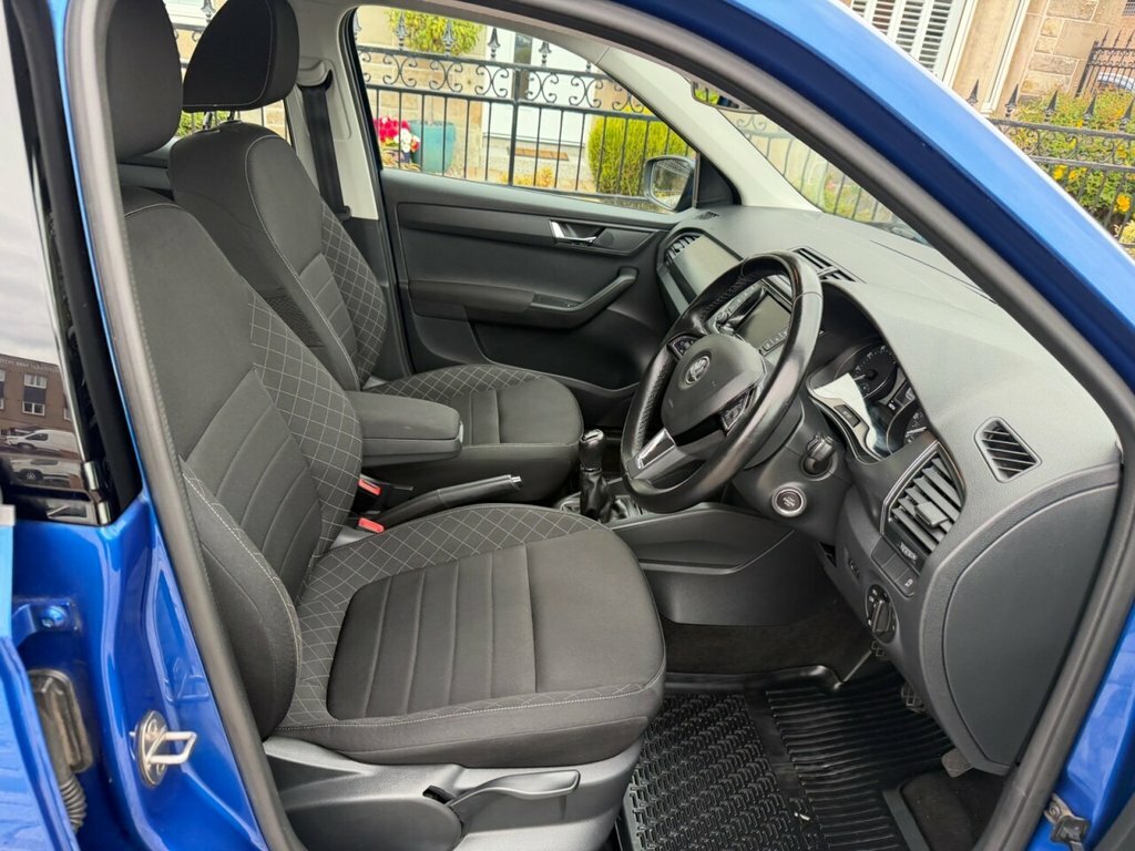 Skoda Fabia Estate Blue #2
