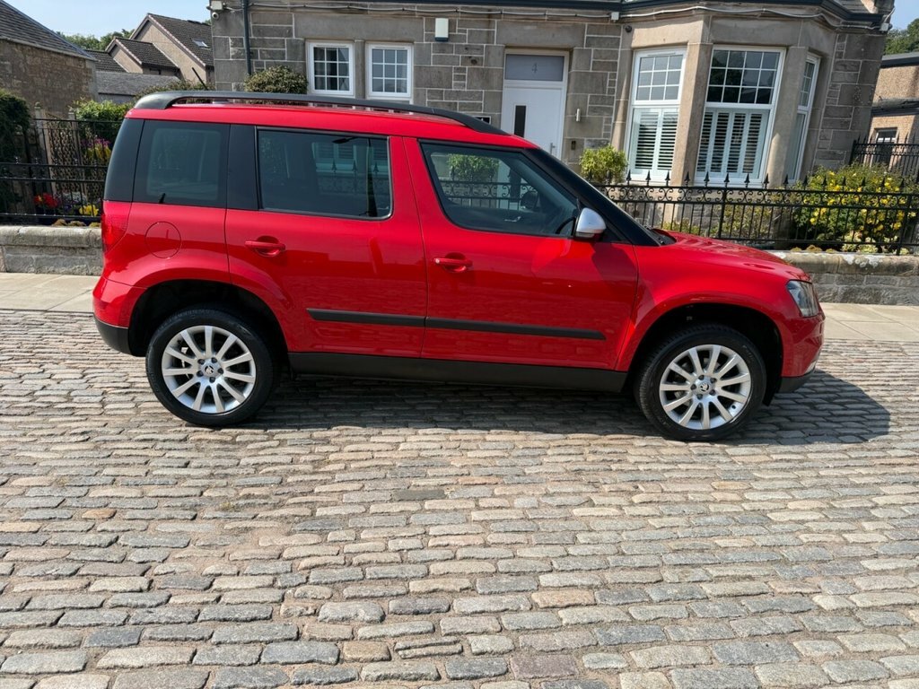 Skoda Yeti Suv Red #5
