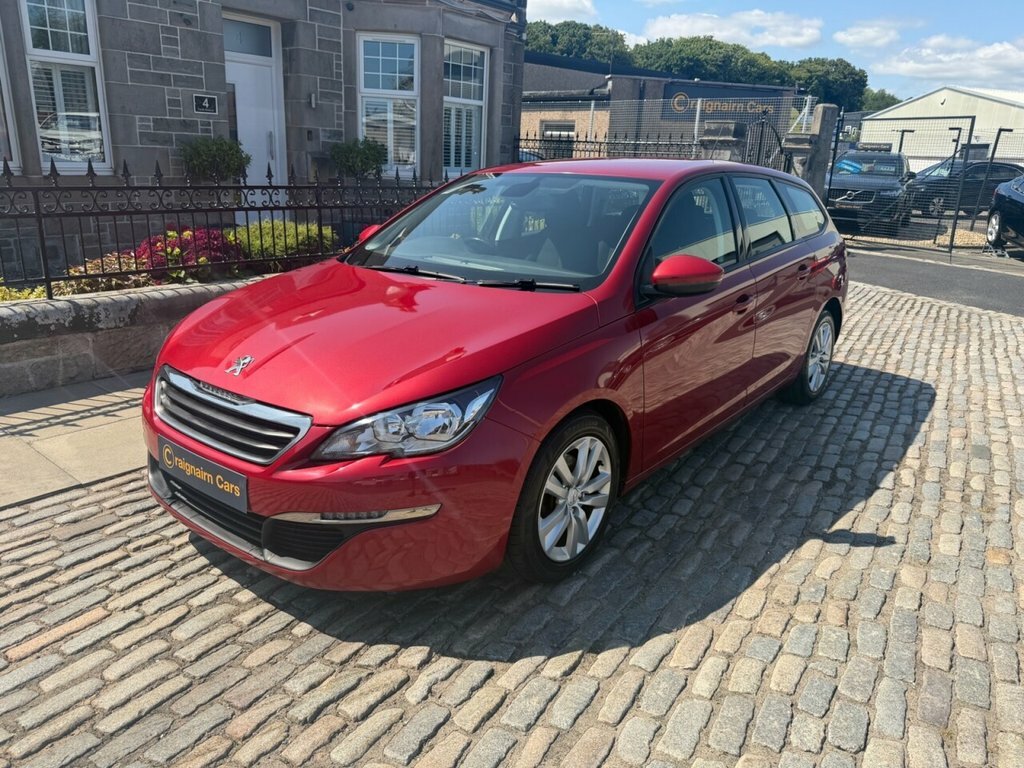 Peugeot 308 SW Estate Red #3
