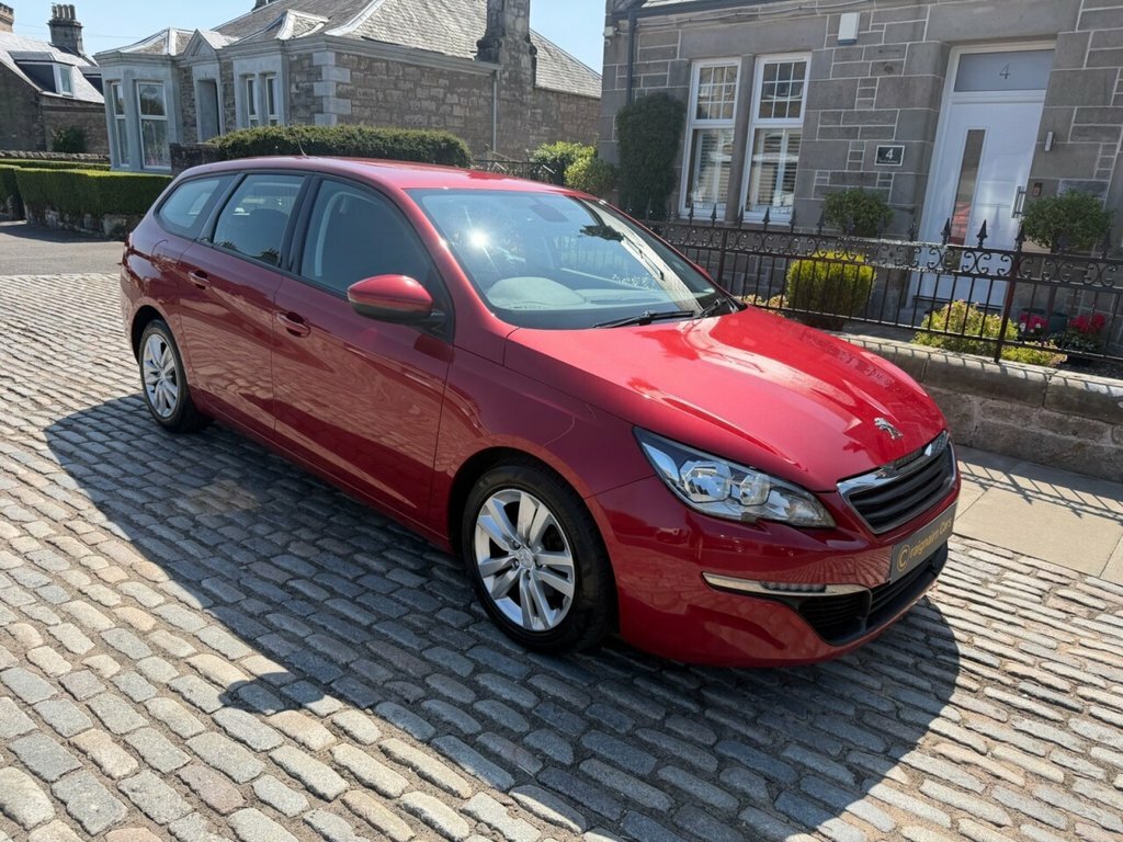 Peugeot 308 SW Estate Red #6