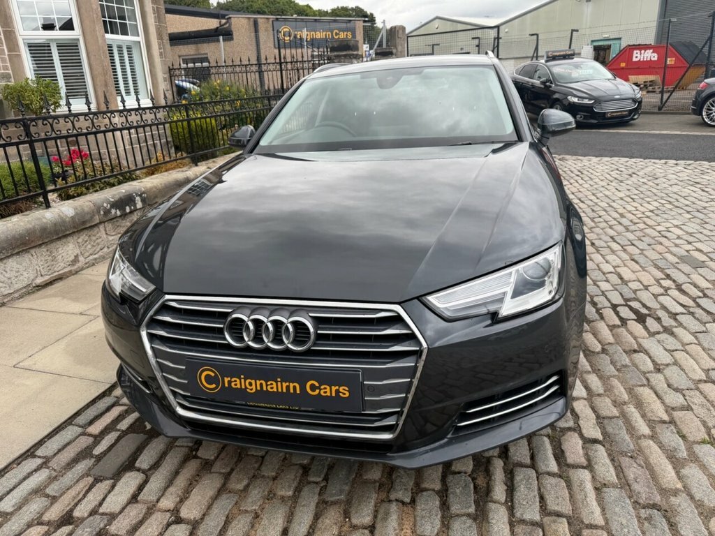 Audi A4 Avant Estate OE67RNY Grey #4