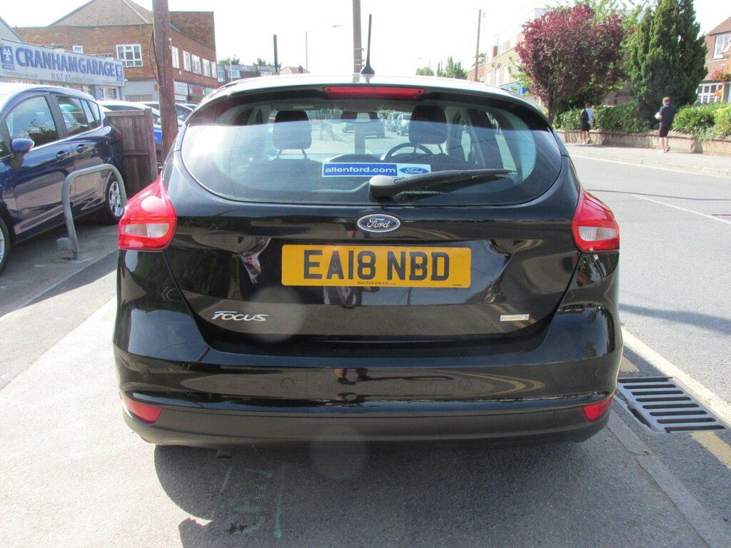 Ford Focus 1.0T Ecoboost Titanium Euro 6 Ss Black #5