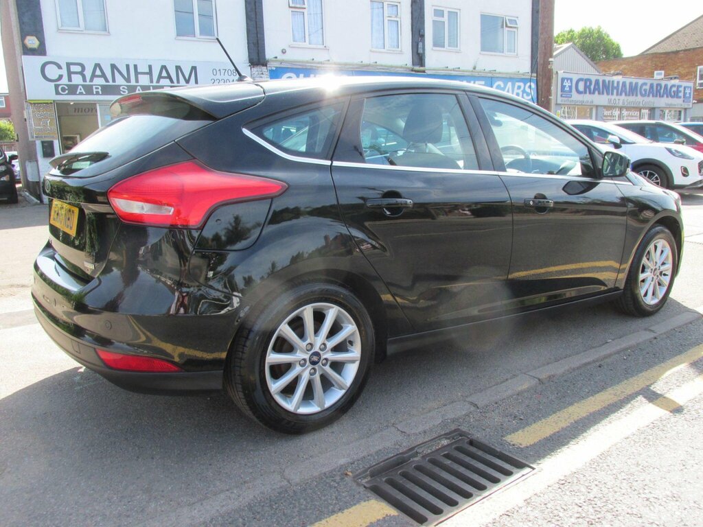 Ford Focus 1.0T Ecoboost Titanium Euro 6 Ss Black #6