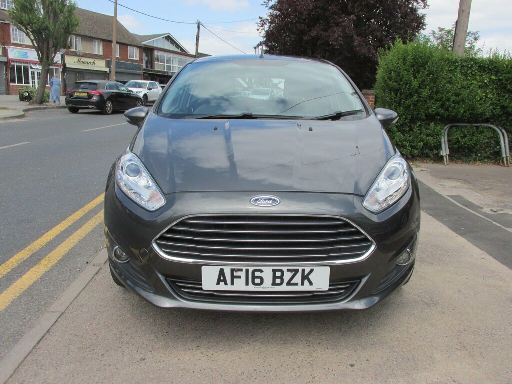 Ford Fiesta 1.0T Ecoboost Zetec Euro 6 Ss Grey