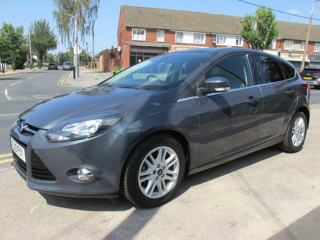 Ford Focus 1.0T Ecoboost Titanium Euro 5 Ss Grey #3