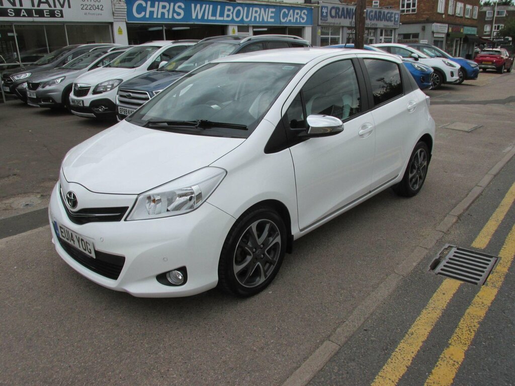 Toyota Yaris 1.33 Dual Vvt-i Trend Euro 5 White #2