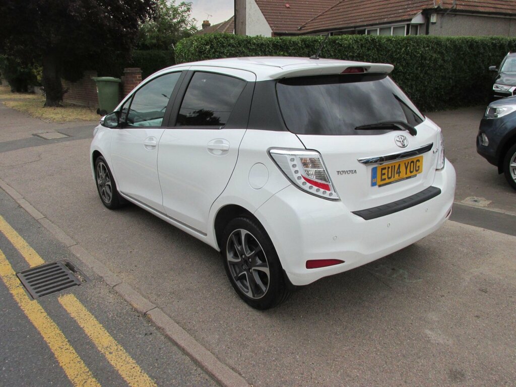 Toyota Yaris 1.33 Dual Vvt-i Trend Euro 5 White #6