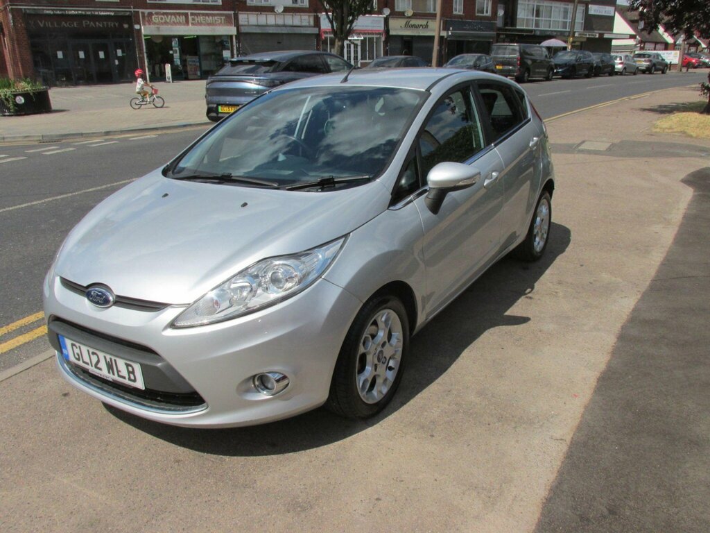 Ford Fiesta 1.4 Zetec GL12WLB Silver #2