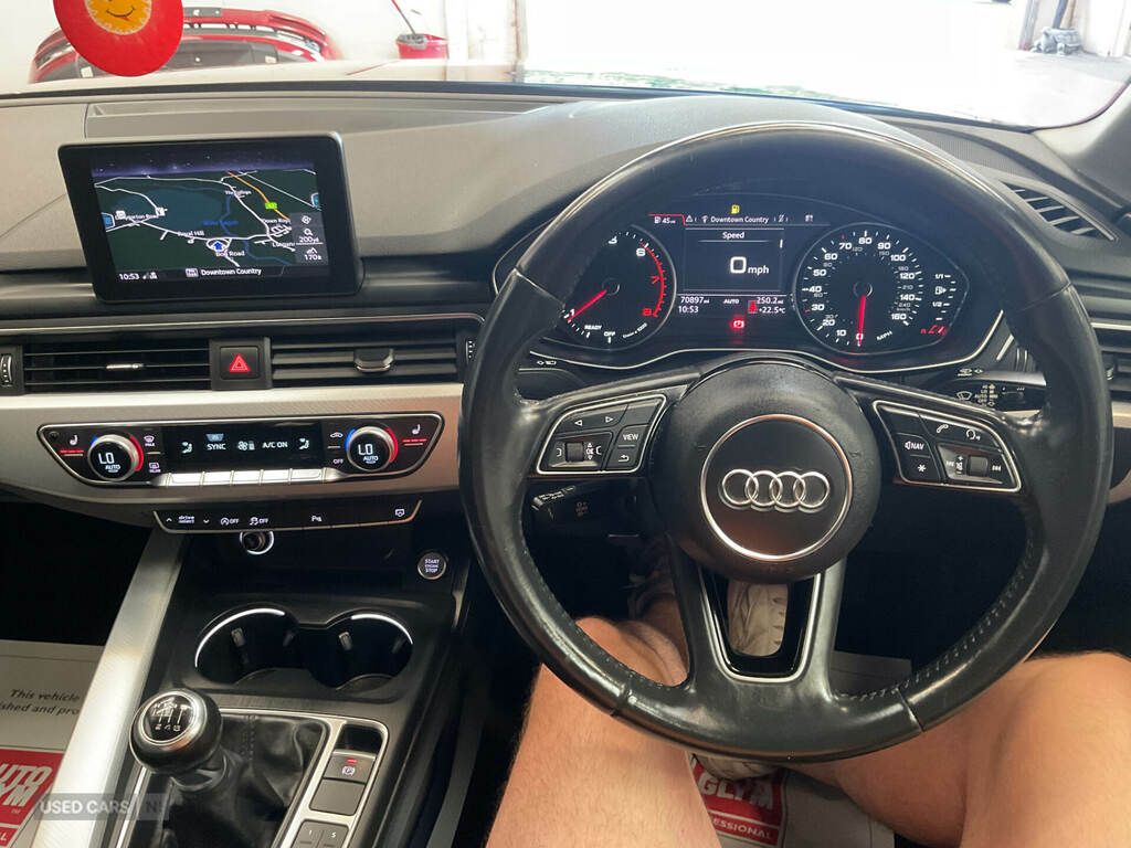 Audi A4 1.4T Fsi Sport Black #6
