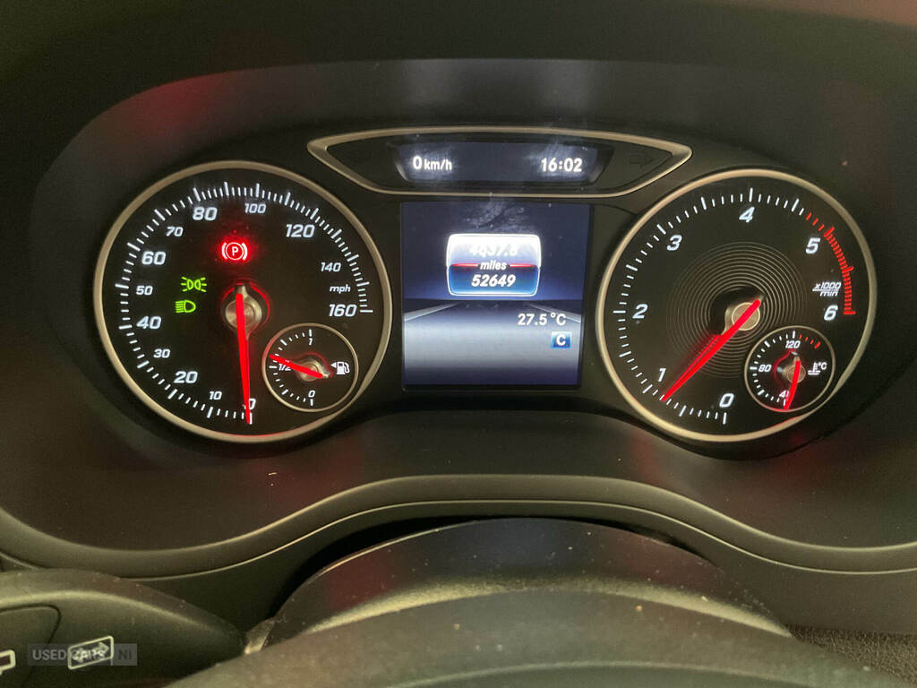 Mercedes-Benz B Class B 200 D Amg Black #10