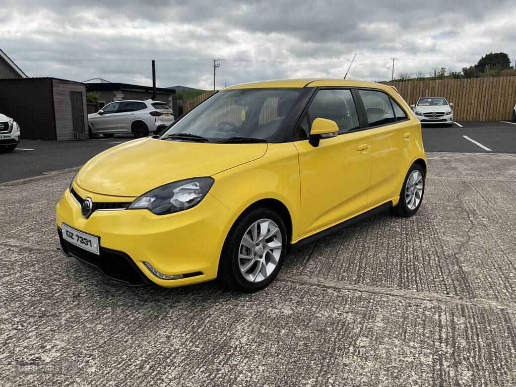 MG MG3 1.5 Vti-tech 3Form Sport Start Stop Yellow #3