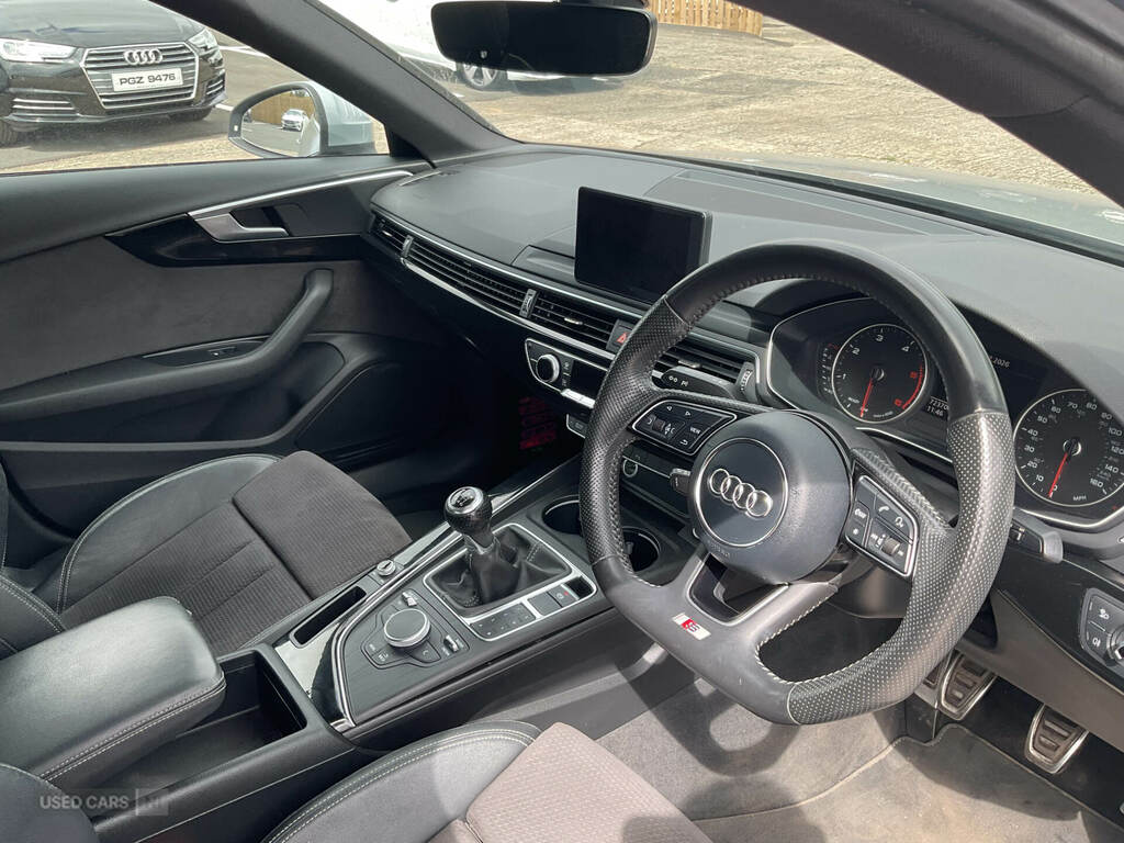 Audi A4 2.0 Tdi S Line Silver #5