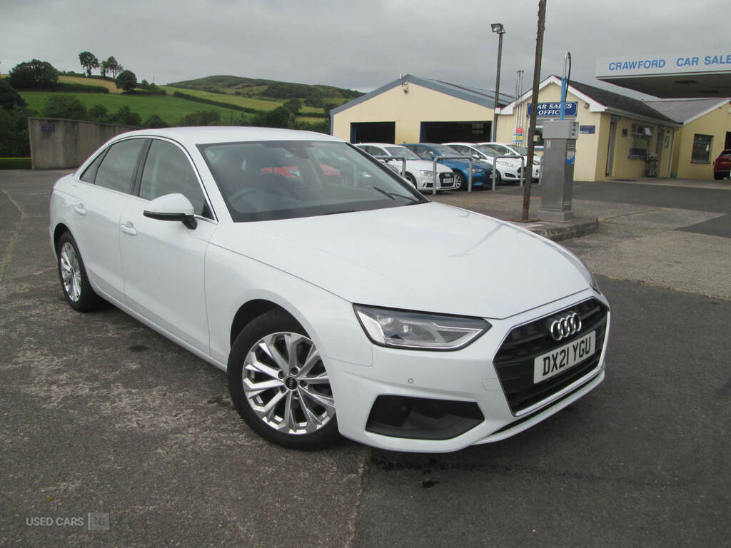 Audi A4 35 Tdi Technik S Tronic White
