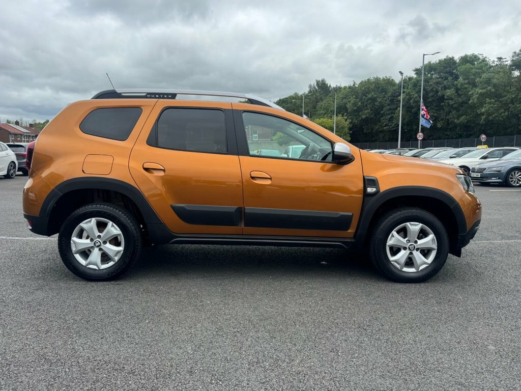 Dacia Duster 1.3L Comfort RRZ6047 Orange #6