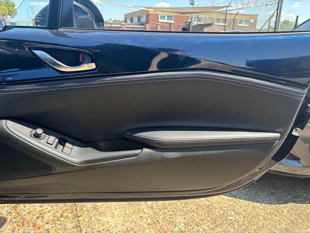 Mazda MX-5 RF Manual White #33