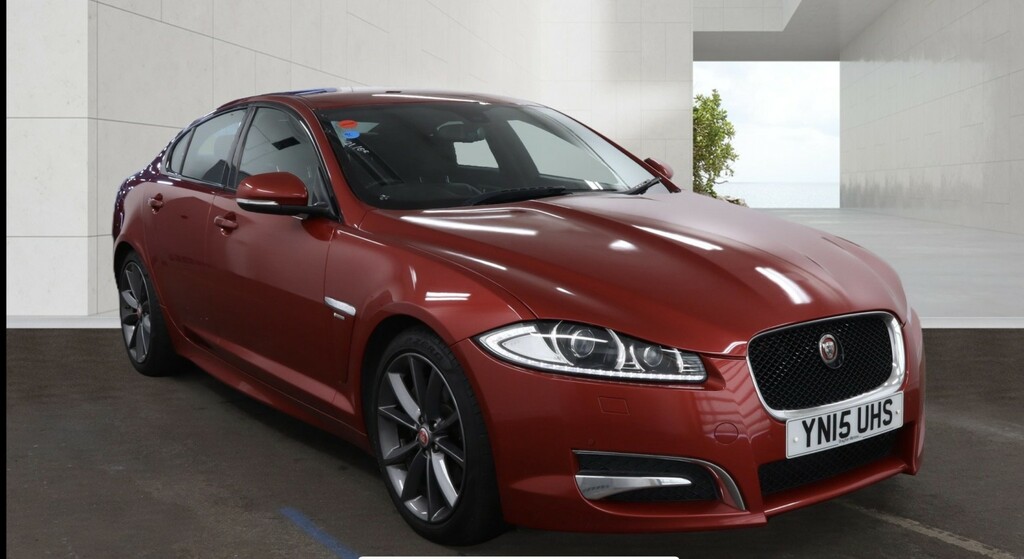 Jaguar XF 2.2 D R-sport Red