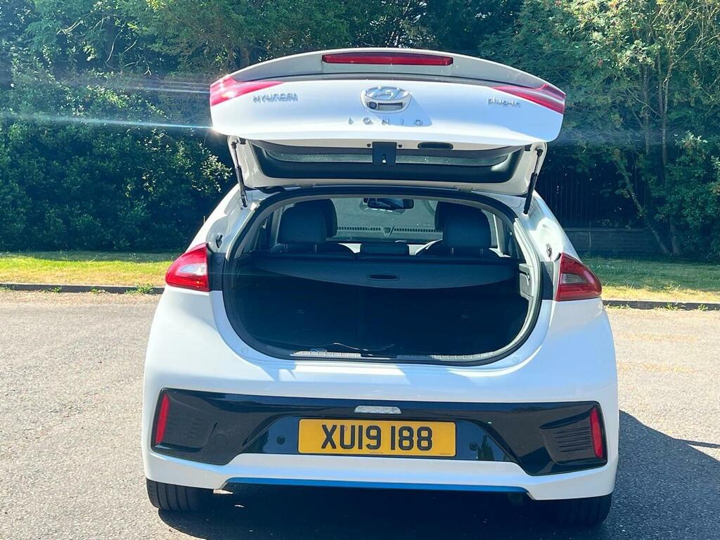 Hyundai Ioniq 1.6 H-gdi 8.9Kwh Premium Hatchback Plug White #12